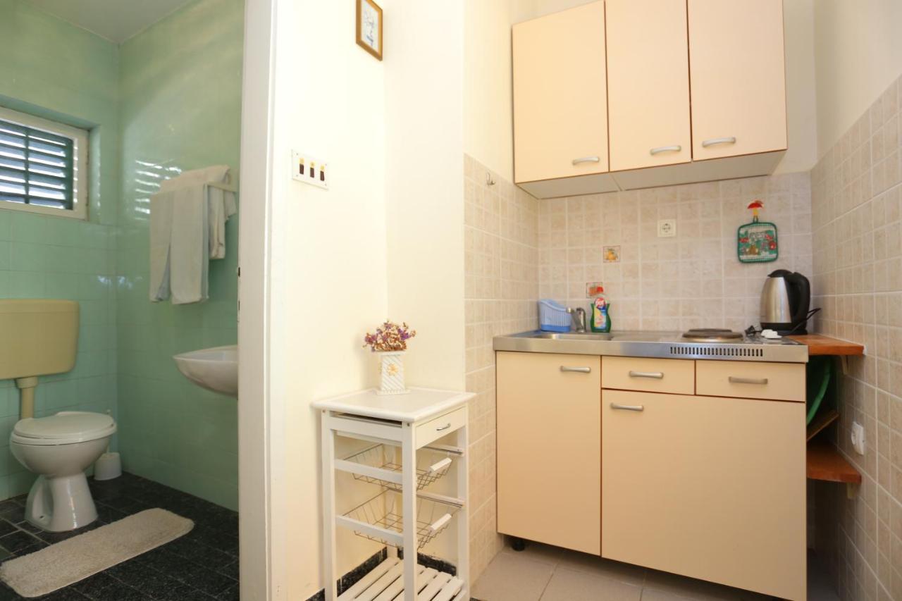 Apartments By The Sea Mimice, Omis - 18149 Exterior foto